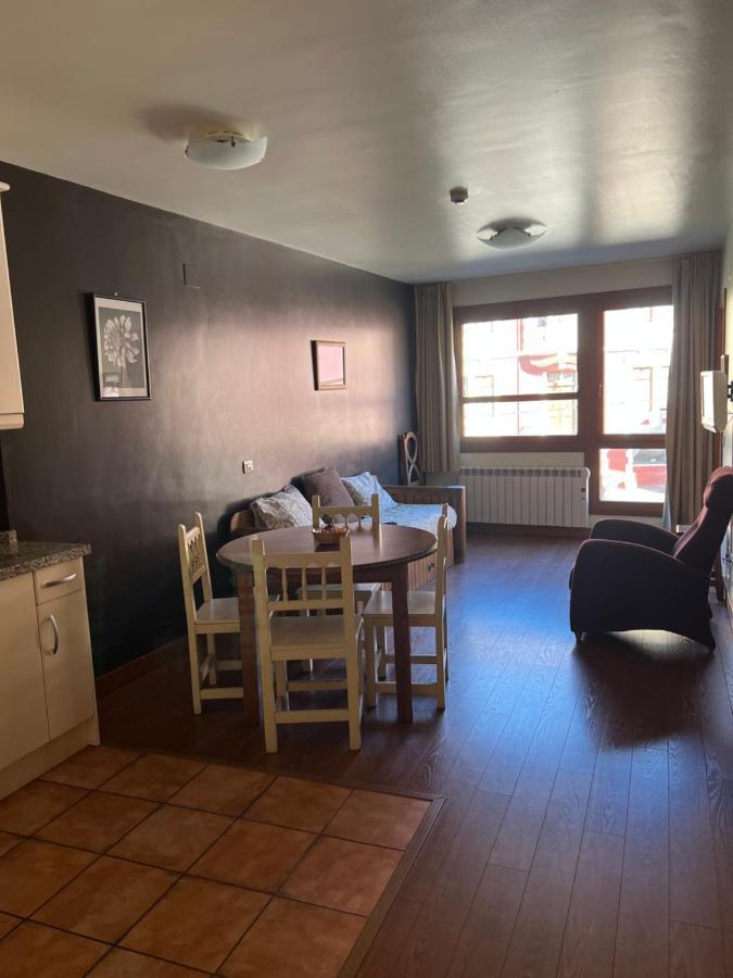 Apartamentos Cuirgu Felechosa Ngoại thất bức ảnh